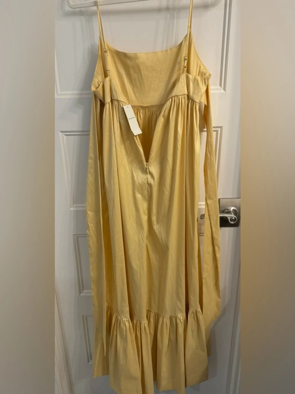 NWT Abercrombie & Fitch Drama Bow-Back Taffeta Maxi Dress- Yellow Medium Pet.